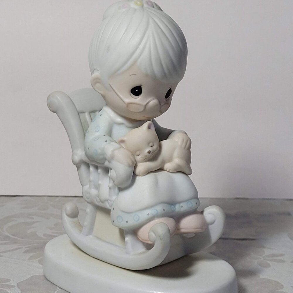 Vintage Precious Moments Figurine "The Purr-Fect Grandma" 1979 Cat Rocking Chair